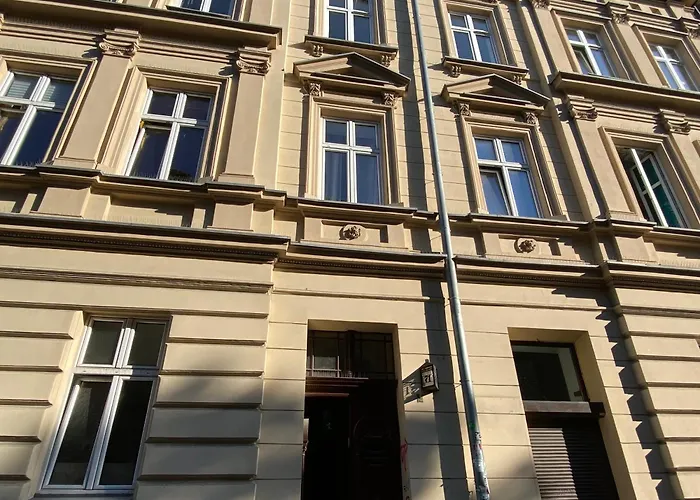 Apartment Near Old Town